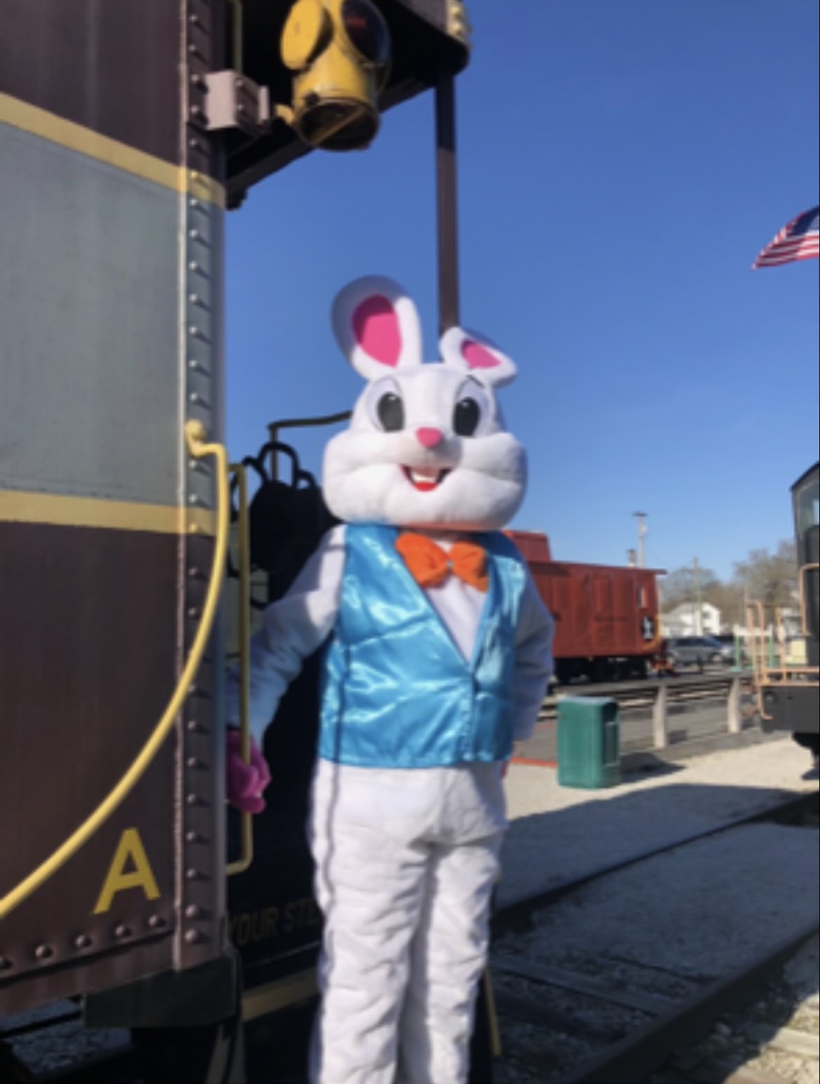 Hoosier Valley Railroad Museum Easter Trains running in March and April